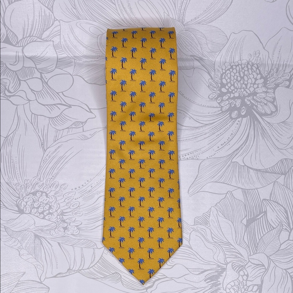 Chaps Yellow Silk Tie with Blue Palm Tree Design